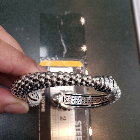 @SOLD@Diamond cuff bracelet - Picture 4 of 9